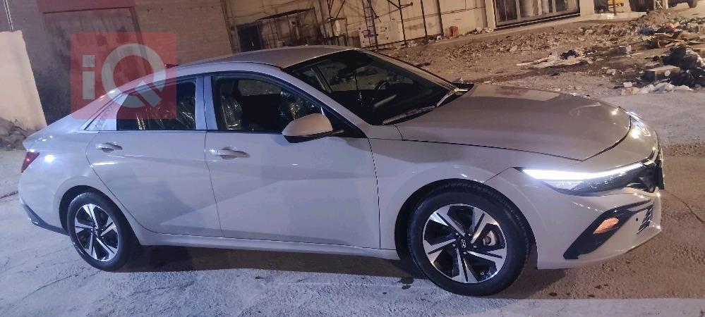 هيونداي النترا